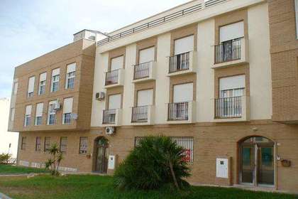 Flat for sale in 200 Viviendas, Roquetas de Mar, Almería. 
