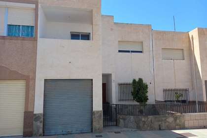 Duplex/todelt hus til salg i Las Cabañuelas, Vícar, Almería. 