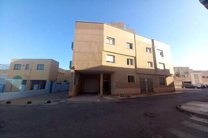 Logement vendre en Pintor Rosales, Roquetas de Mar, Almería. 